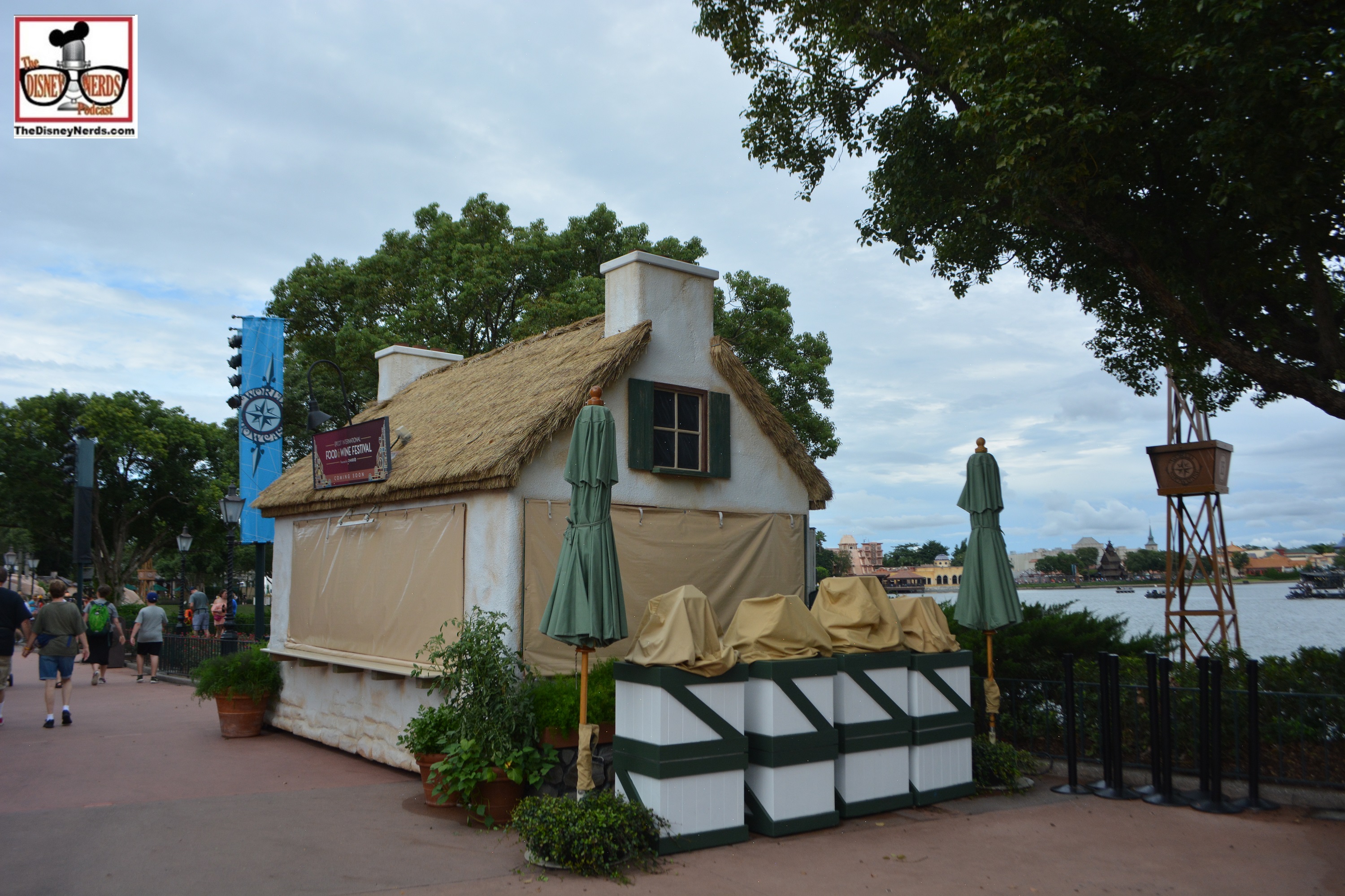 Epcot is gearing up for the food and wine festival... feels so empty with no booth open..