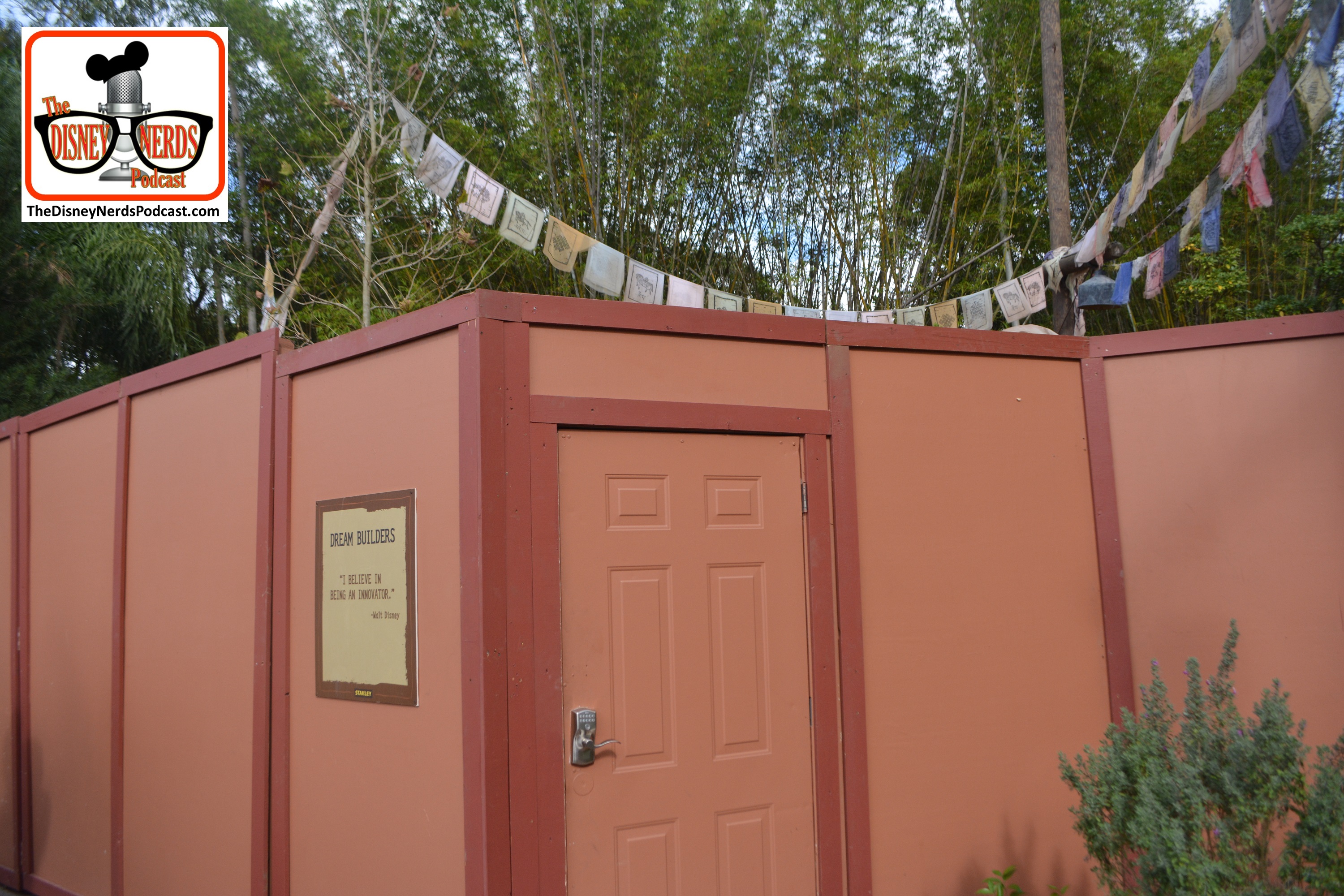 2015-12 - Animal Kingdom - Rivers of Light Construction Continues The old fast pass distribution machines for Everest.. lots of possibilities, including just widening the street, or a counter service (This area will be packed with people watching rivers of light next year)