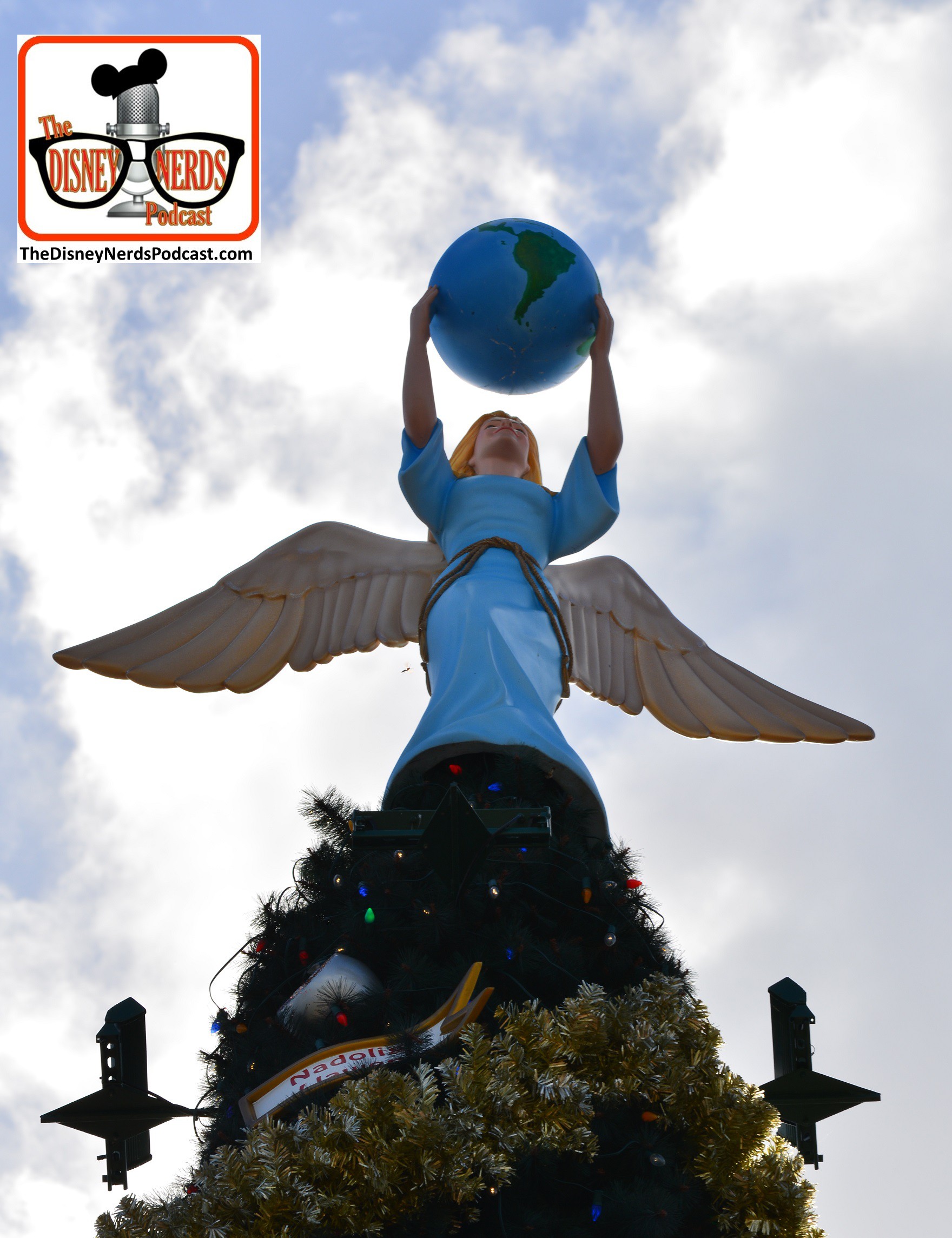 2015-12 - Epcot - Holidays Around the World The Angel atop the World Showcase Christmas Tree