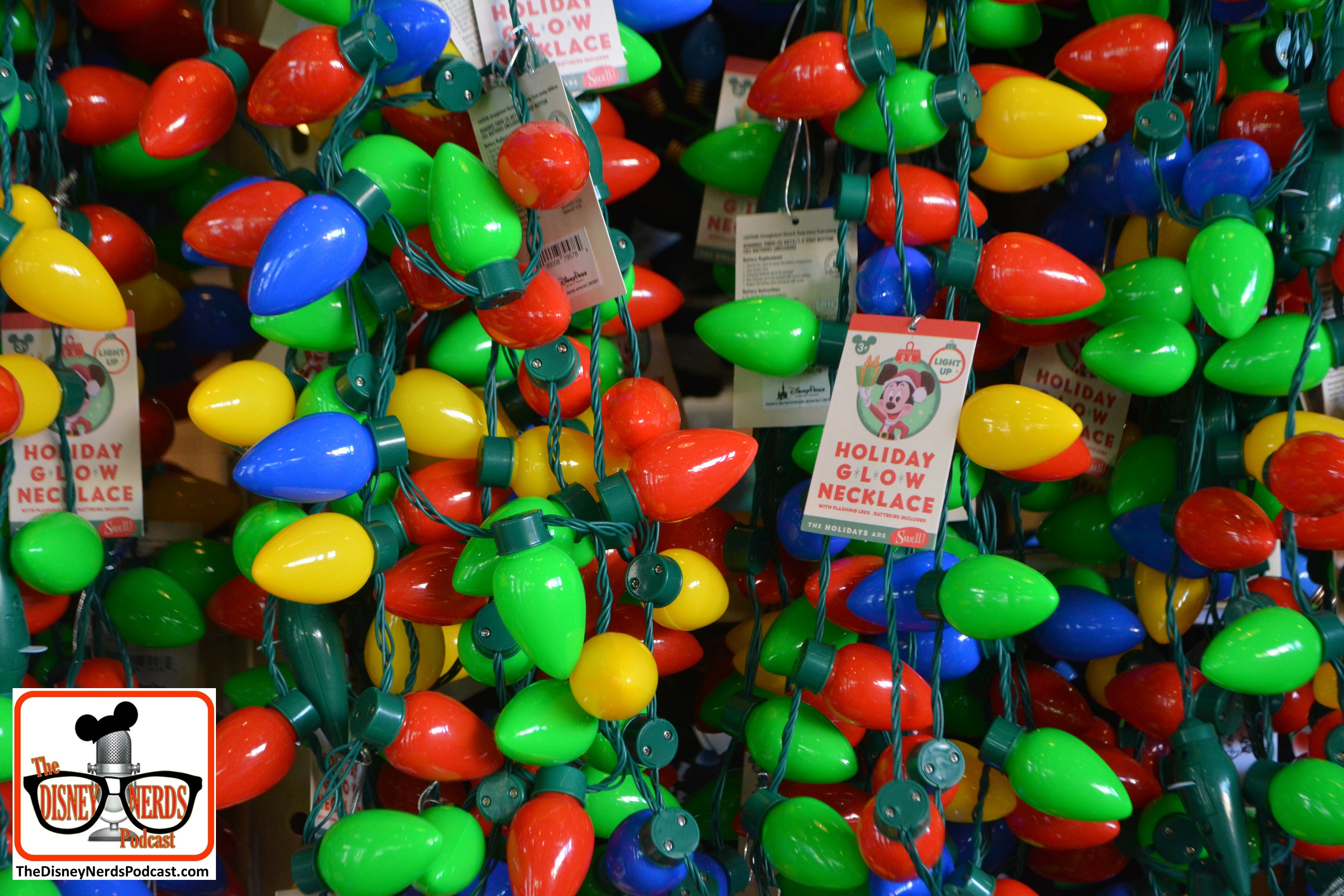 2015-12 - Hollywood Studios - Osborne Lights - Holiday Glow Necklaces - found all over the park