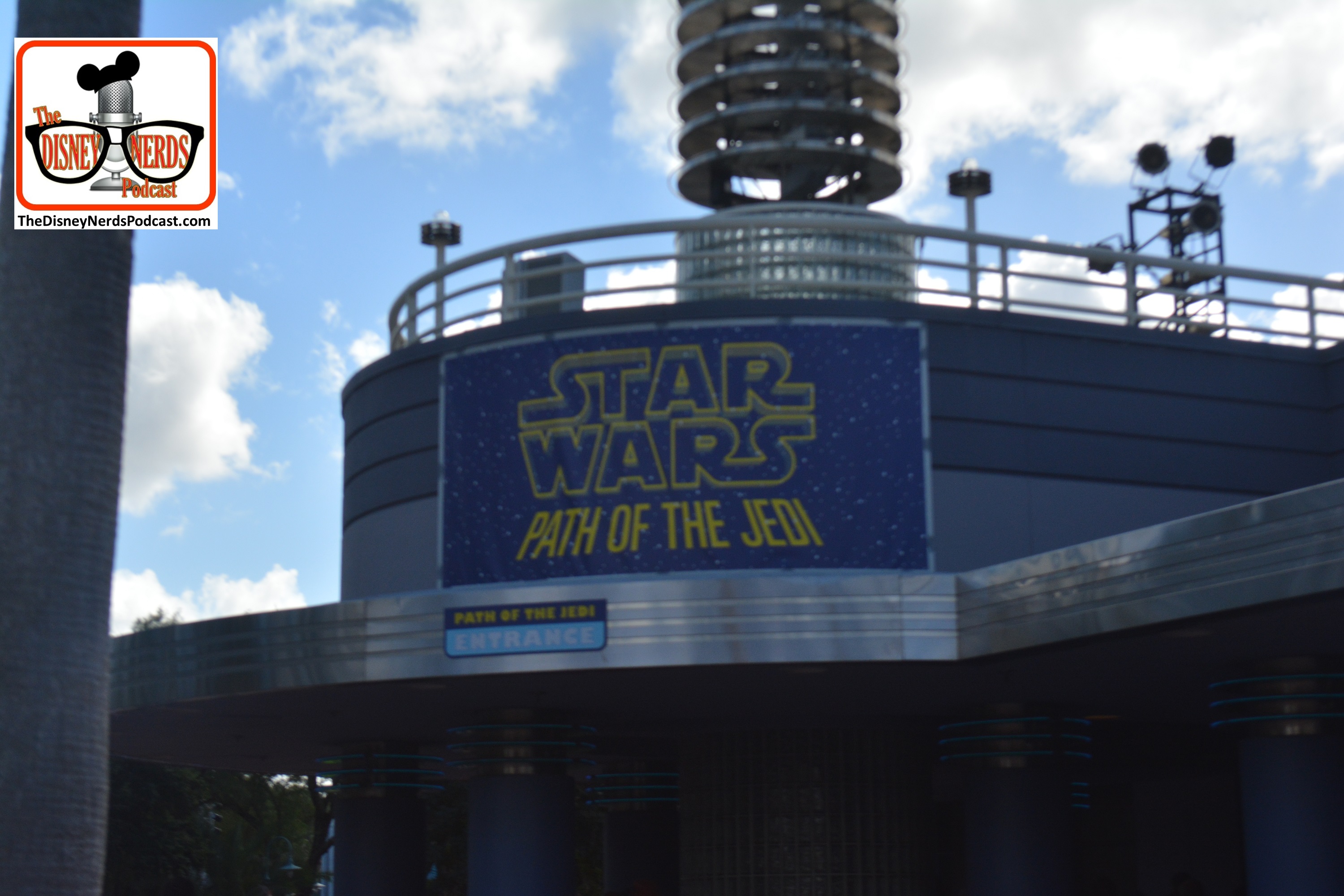 2015-12 - Hollywood Studios - Star Wars Path of the Jedi is in the ABC Sound Stage