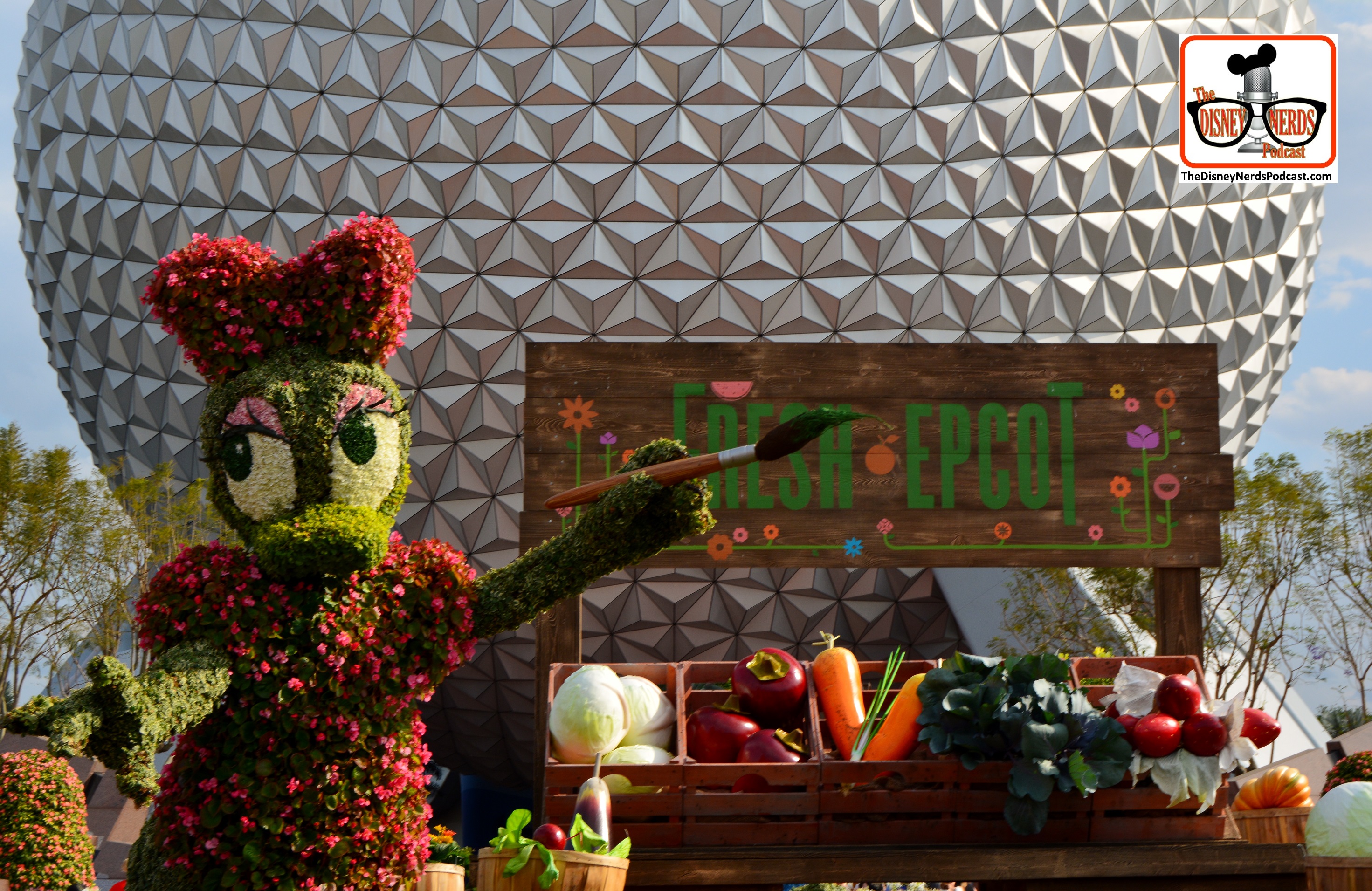 DNP April 2016 Photo Report: Epcot Flower and Garden Festival - Fresh Food, Fun & Flowers at the Main Enterance