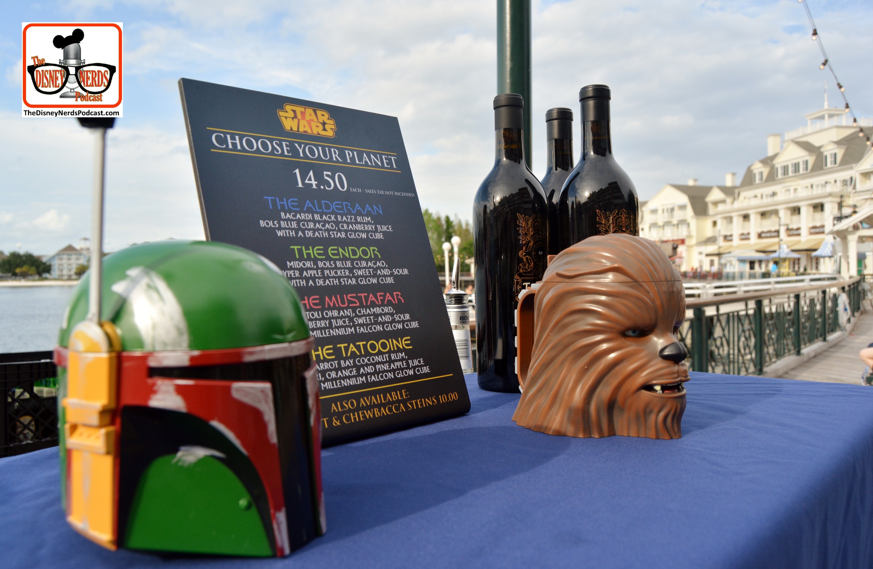 DNP April 2016 Photo Report: Star Wars Drinks available on the Boardwalk