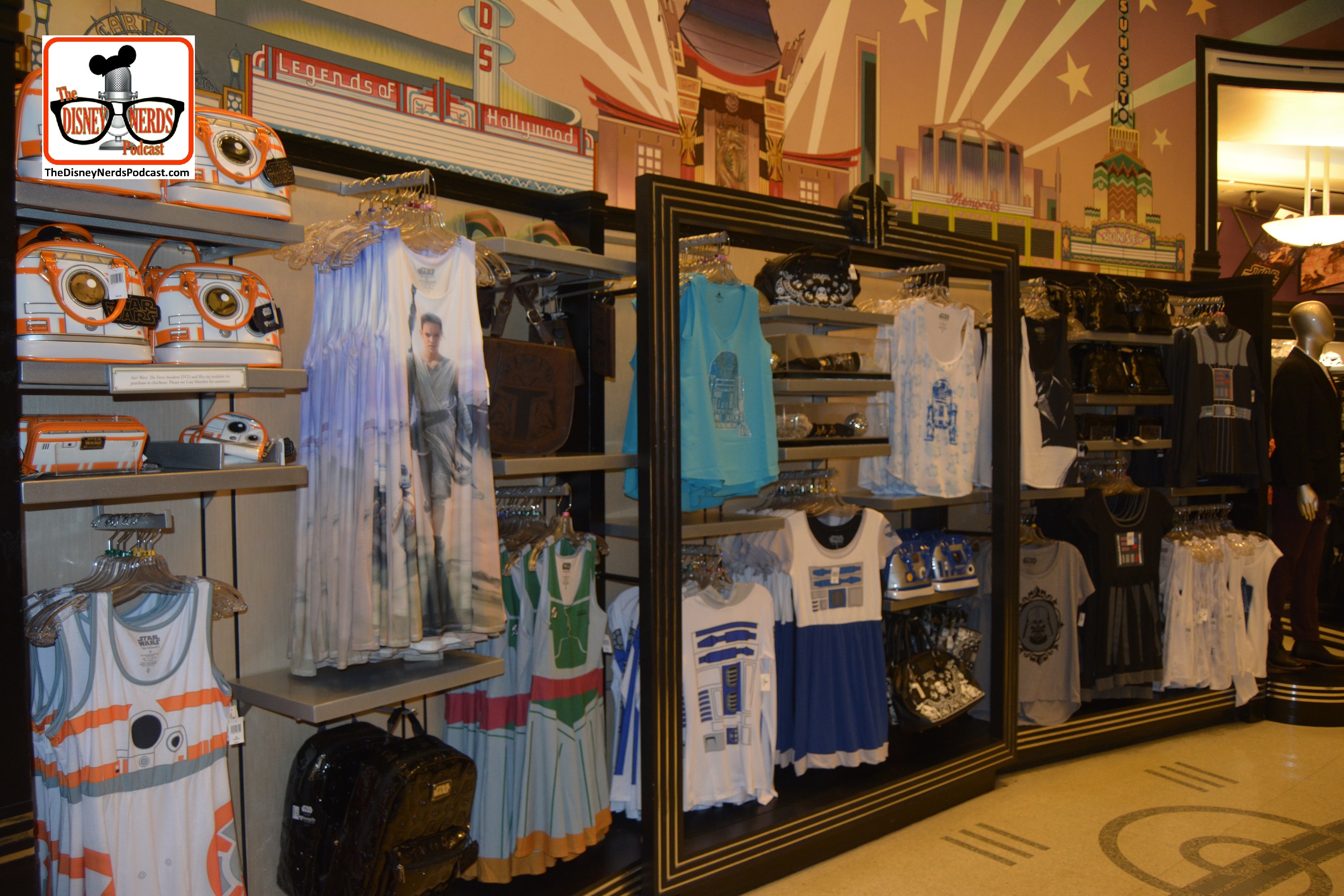 DNP April 2016 Photo Report: The "Everything Frozen" Store is now "Everything Star Wars" but mostly ladies apparel.
