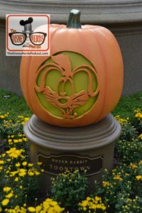 The Disneyland Hub - Complete with Pumpkins representing each of the lands. Rodger Rabbit - Toontown