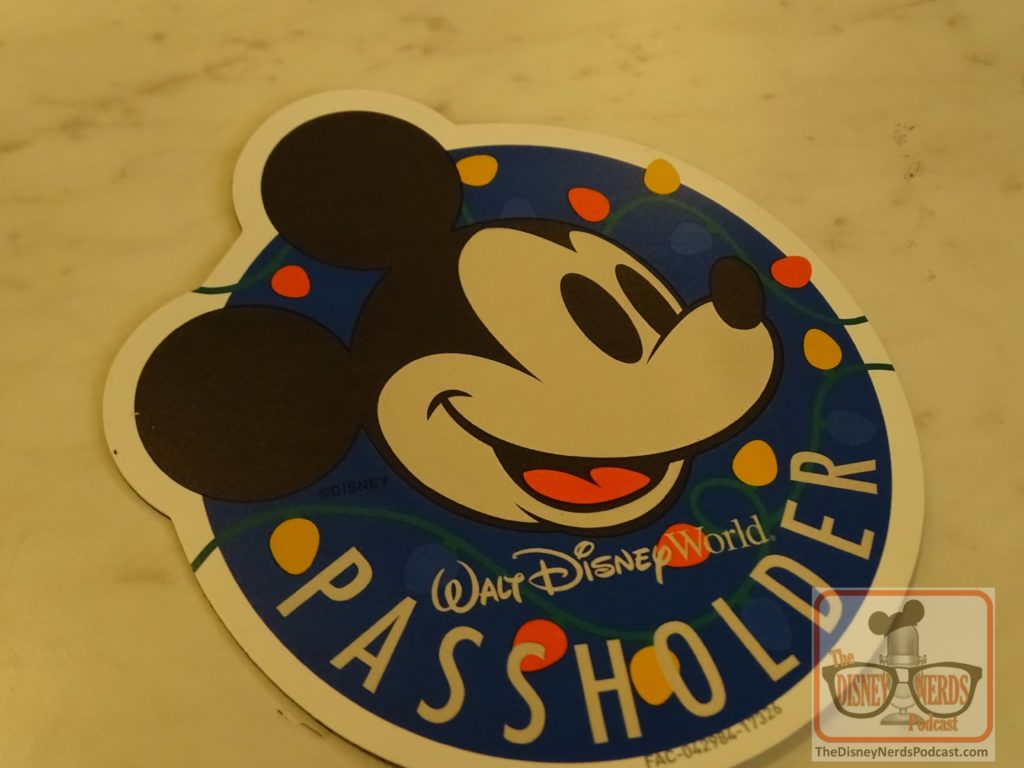Free Annual Passholder Holiday Magnet available at Hollywood Studios while supplies last.