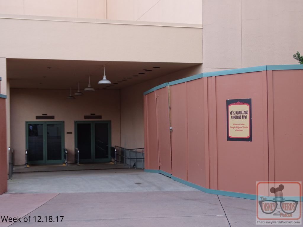 Some more progress on the construction walls around the exit of the former Great Movie Ride…now boasting a darker paint color. The makeshift store next door now markets a selection of Last Jedi apparel. You will find that right attire to wear at the theatre if you have yet to see the film.