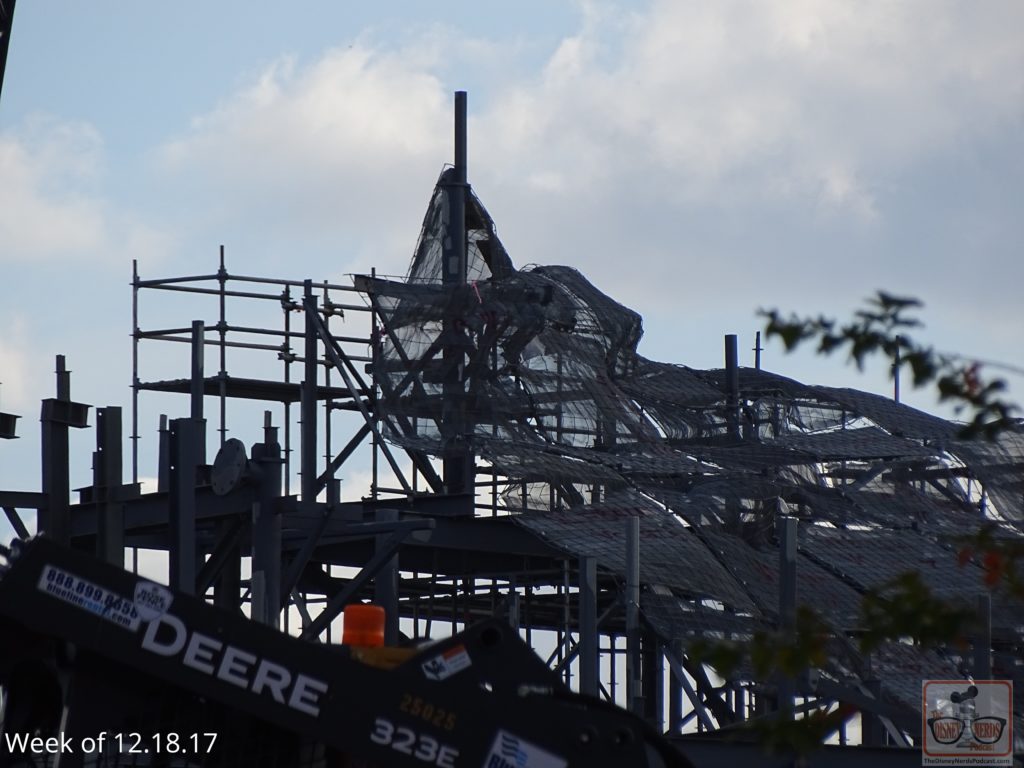 Catch this week’s glimpse of the Galaxy Edge construction in the photos below.
