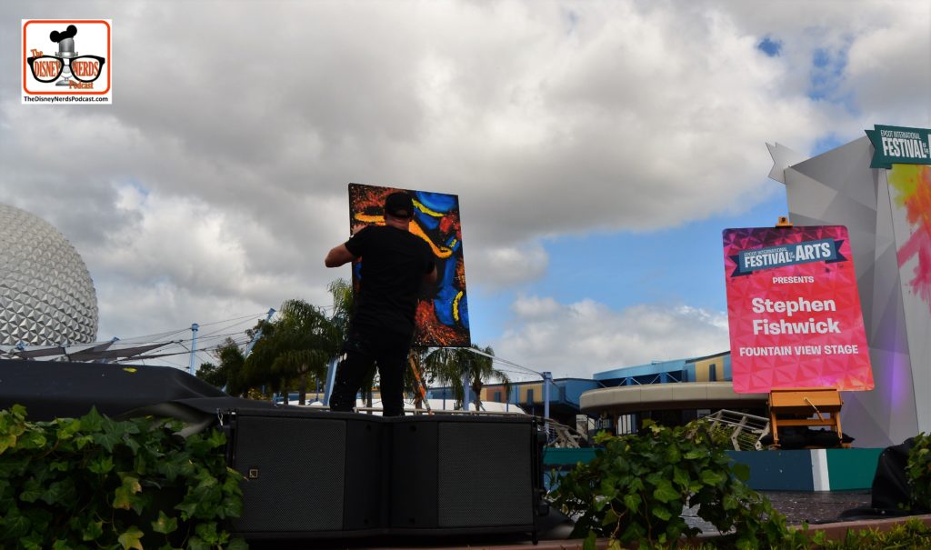 Epcot Festival of Arts 2018 - Stephen Fishwick takes the Fountain View stage for a performance of Visual Arts - See the Video at SamsDisneyDiary.com