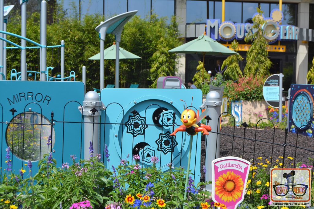 The Disney Nerds Podcast March 11, 2019 Epcot Flower and Garden Photo Report - The New Play Gardens include some scavenger hunt elements.